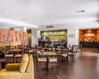 Hotel Mainstay Suites