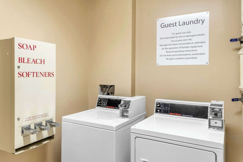 Hotel Clarion Inn & Suites Northwest