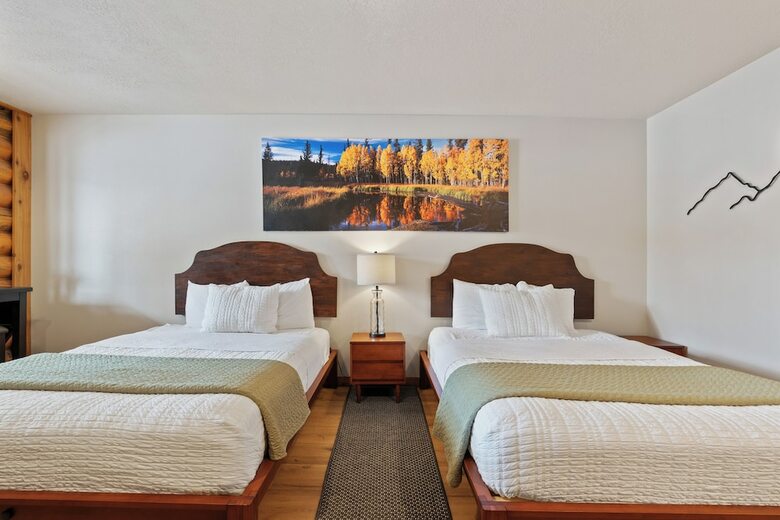 Lodge Duck Creek Village Inn