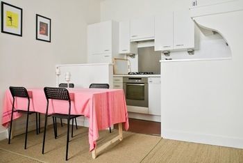 Apartments - Into Paris