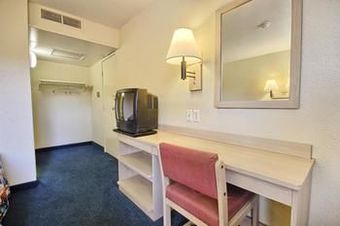 Motel 6 Porterville