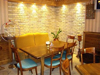 Gamanta Art Hotel