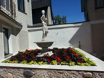 Gamanta Art Hotel