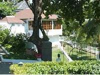 Hotel Hibiscus Lodge (.)