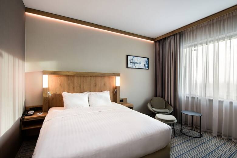 Hotel Courtyard By Marriott Warsaw Airport