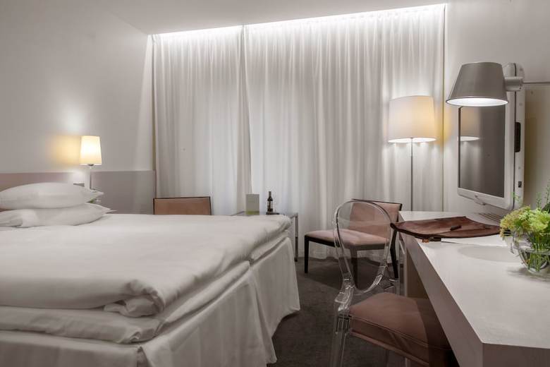Hotel Riverton