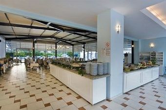 Hotel Larissa Blue Kiris