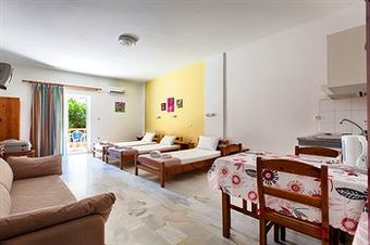 Apartamento Revekka Rooms Bed & Breakfast