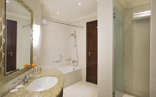 City Seasons Hotel Dubai