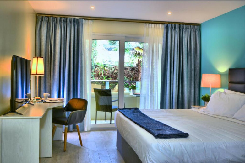 Aparthotel Quint�s Travelers Inn