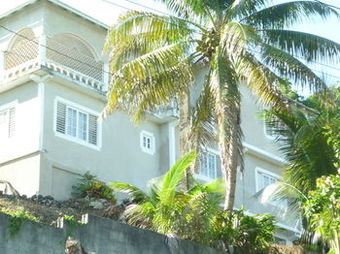 Bed & Breakfast East Bay Villas