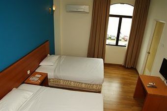 Albergue Victoria Inn