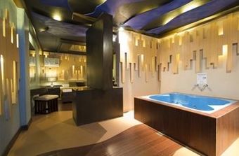 Hotel Victoria Court Balintawak