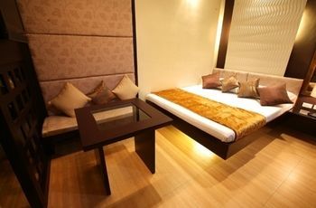 Hotel Victoria Court North Edsa