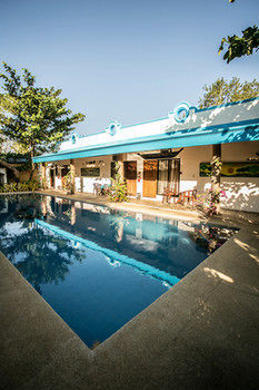 Floral Villarosa Hotel