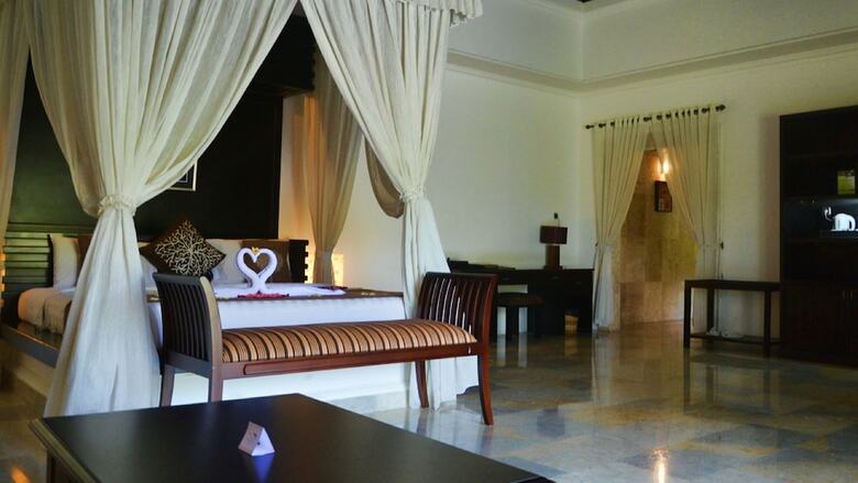 Hotel Dreamland Luxury Villas And S