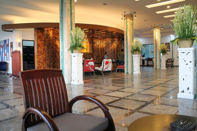 Hotel Dreamland Luxury Villas And S