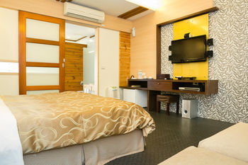 Hotel Grand Orchid Villa Resort