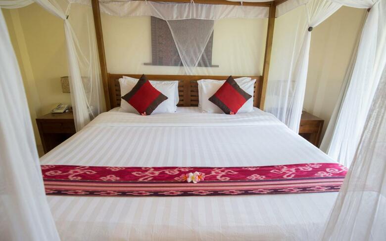 Puri Sari Beach Hotel