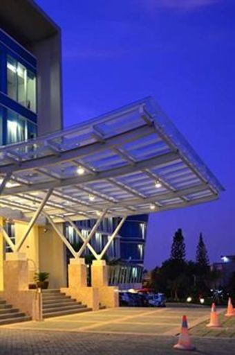 Emersia Hotel & Resort