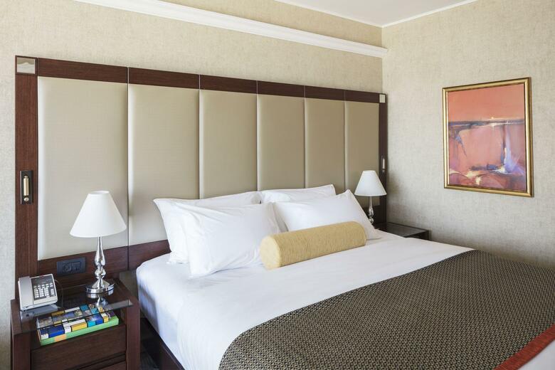 Hotel Renaissance Tel Aviv