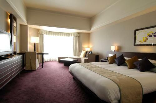 Royal Oak Hotel Spa & Gardens