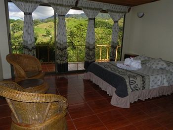Hotel Castillo Del Arenal