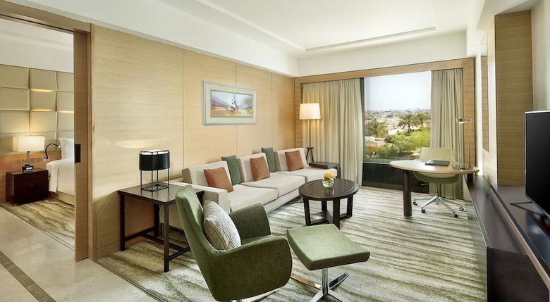 Doubletree By Hilton Hotel Riyadh - Al Muroj Business Gate