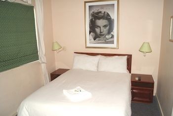 Hotel Broadway Guesthouse