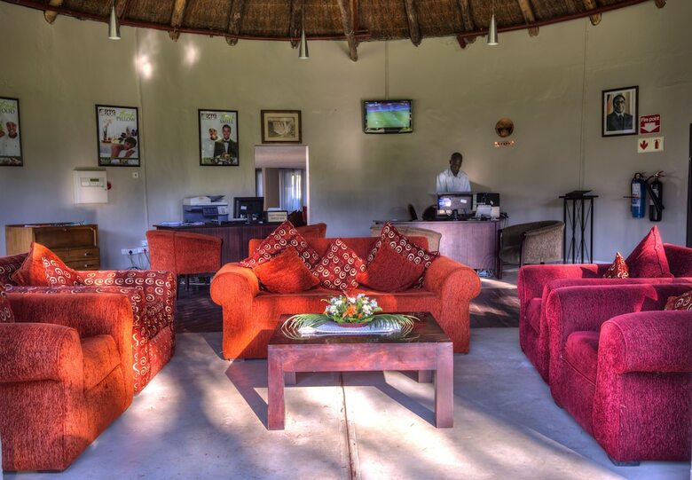 Hotel A'zambezi River Lodge