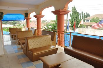 Oscarpak Royal Hotel