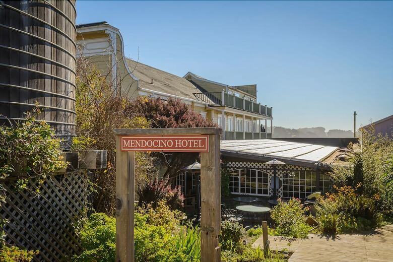 The Mendocino Hotel And Garden Suites