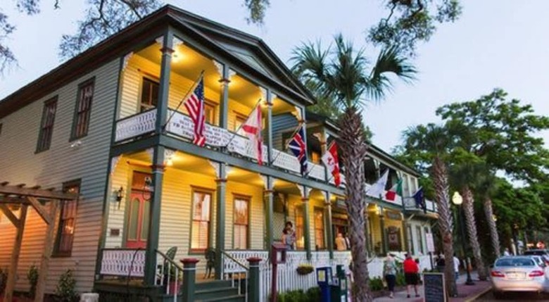 Hostal Florida House Inn