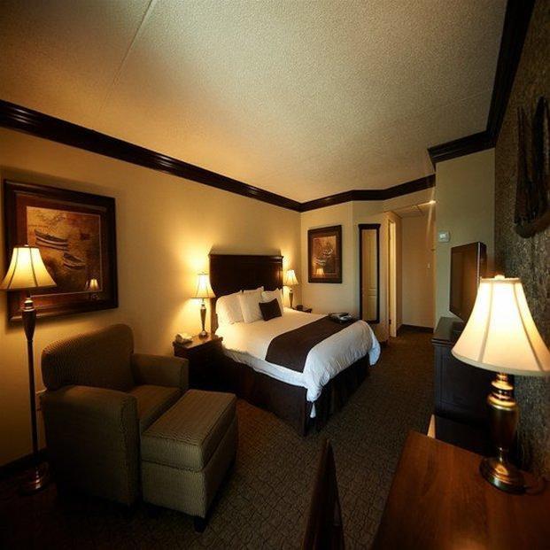 Hotel Fourwinds Resort & Marina