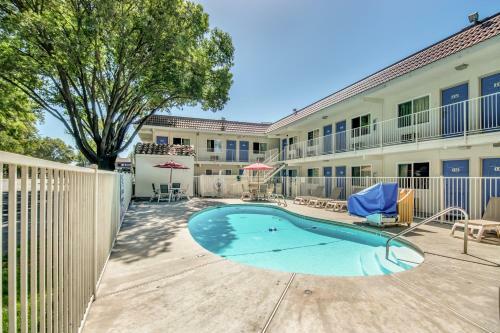 Motel 6 Stockton North