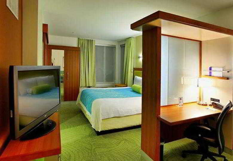 Hotel Springhill Suites By Marriott Lake Charles