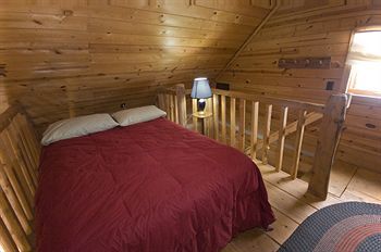 Bed & Breakfast Galena Log Cabin Getaway