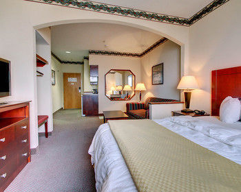 Hotel Comfort Suites Hattiesburg