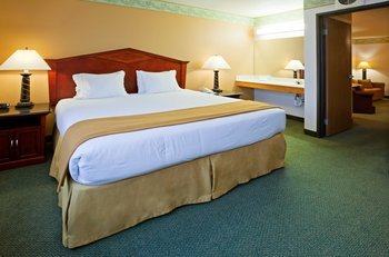 Hotel Quality Inn & Suites
