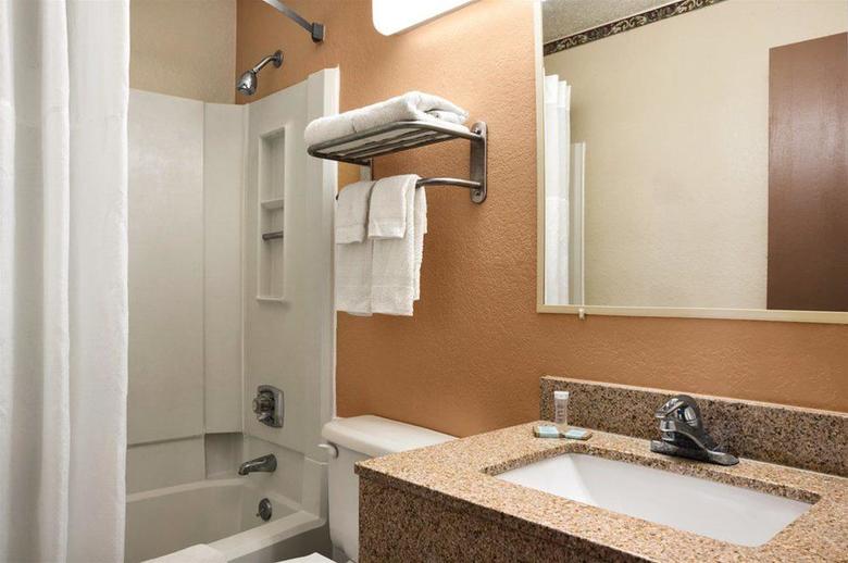 Hotel Travelodge Battle Creek