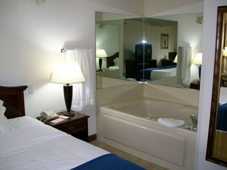 Hotel Holiday Inn Express & Suites Alliance