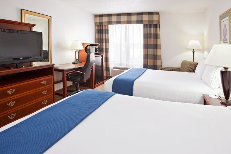Hotel Holiday Inn Express & Suites Alliance