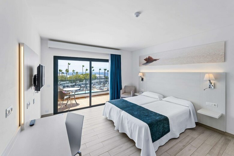 Aparthotel THB Flora