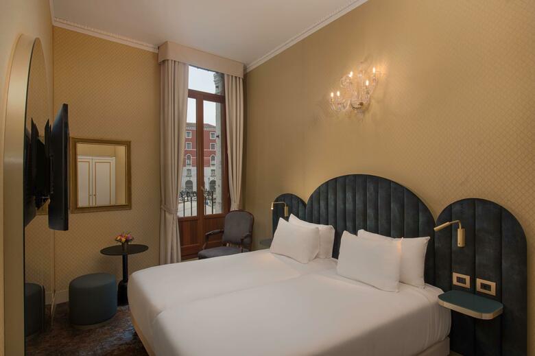 Hotel NH Venezia Santa Lucia