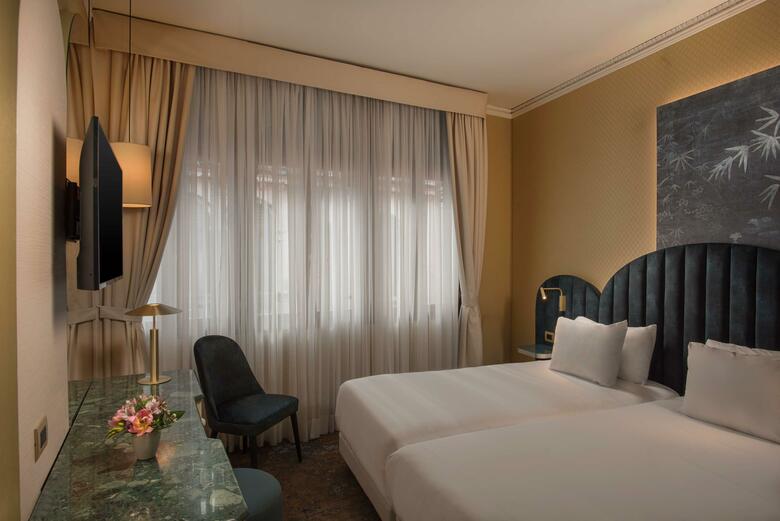Hotel NH Venezia Santa Lucia