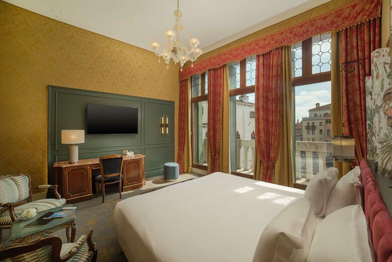 Hotel NH Venezia Santa Lucia