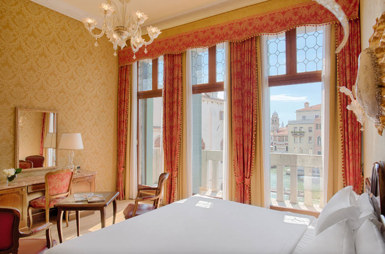 Hotel NH Venezia Santa Lucia