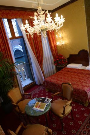 Hotel NH Venezia Santa Lucia