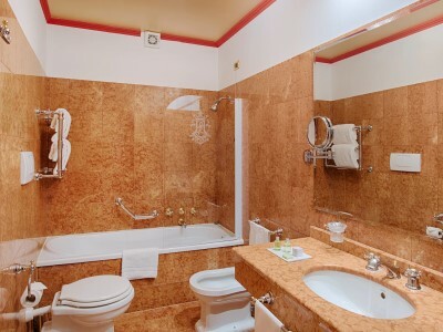 Hotel NH Venezia Santa Lucia