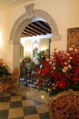 Hotel NH Venezia Santa Lucia